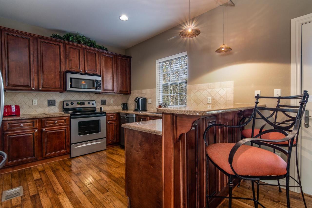 Two Bedroom Villa In The Heart Of Branson! Extérieur photo